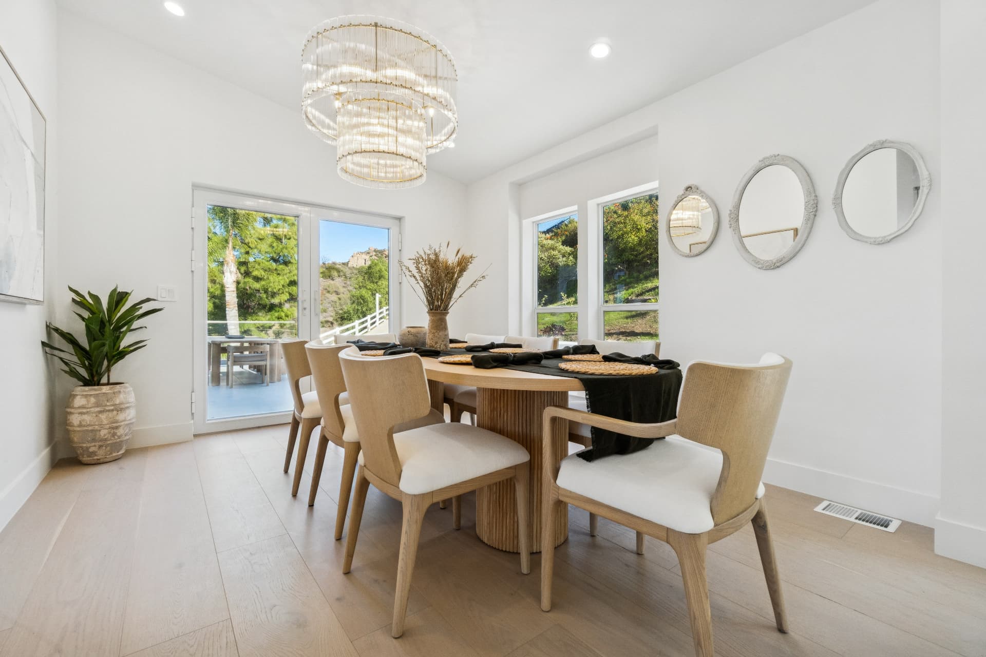 Thrive Malibu — Interior